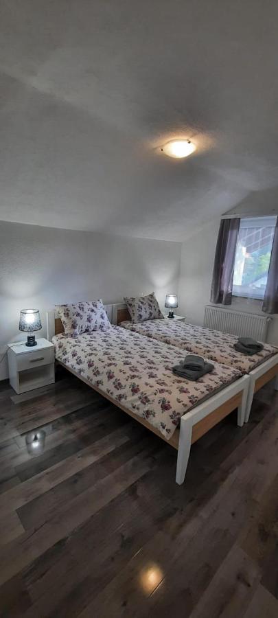 Apartman Karolina Rudanovac Exteriör bild