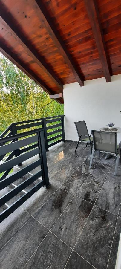 Apartman Karolina Rudanovac Exteriör bild