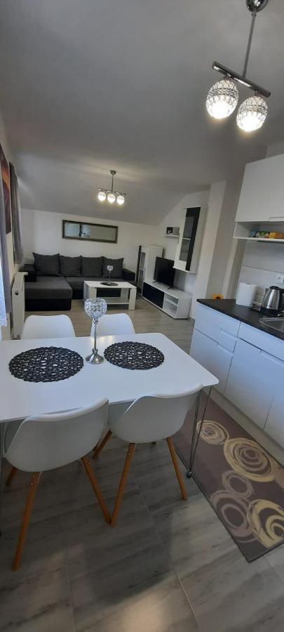 Apartman Karolina Rudanovac Exteriör bild