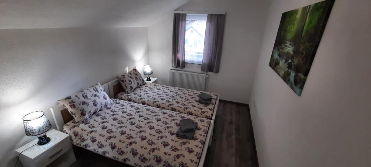 Apartman Karolina Rudanovac Exteriör bild